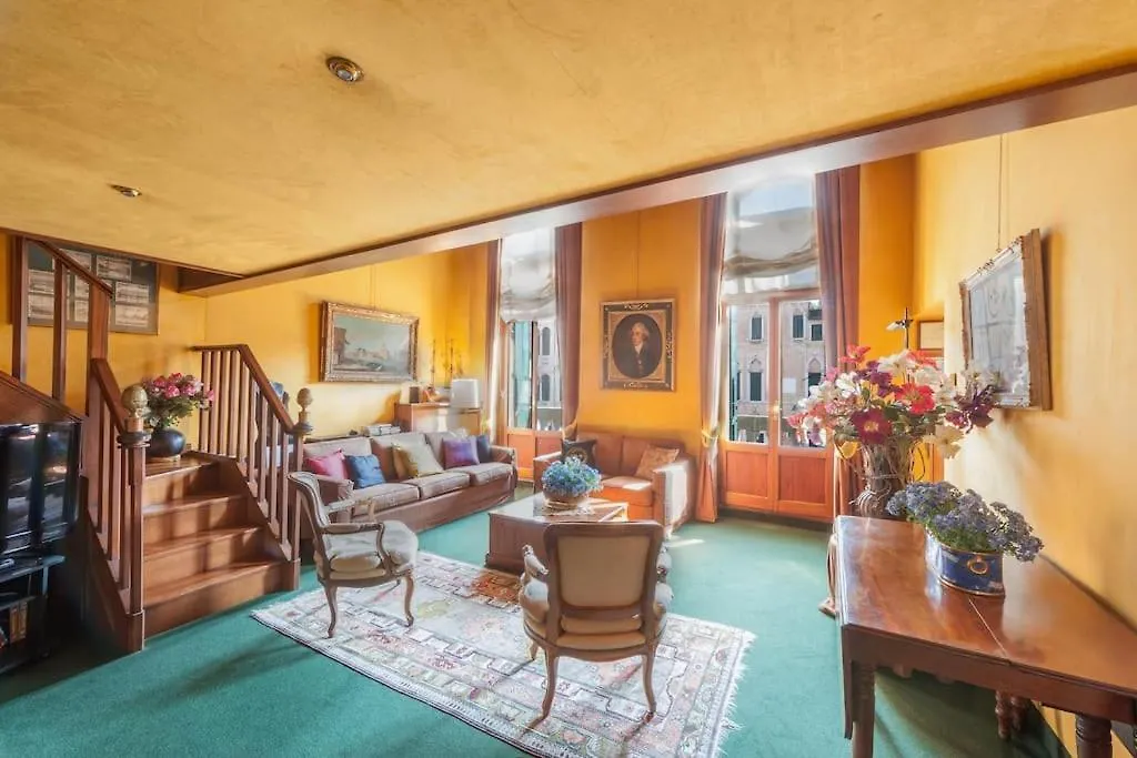 Ca' Del Mondo Novo, The Alcantara Apartment Close To San Marco And Rialto Venice