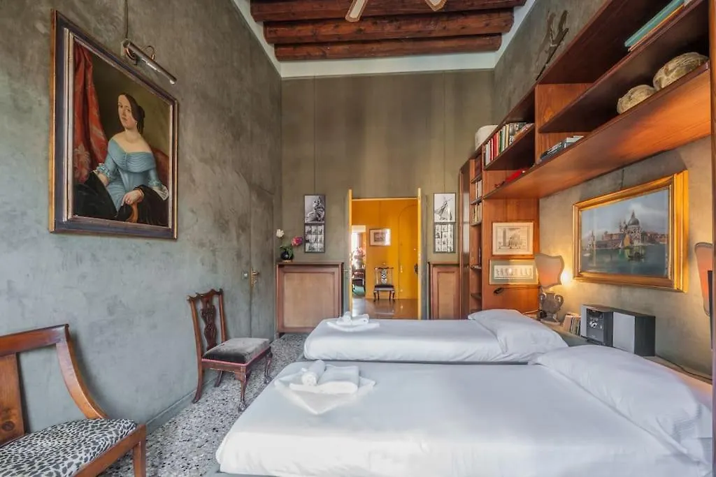Ca' Del Mondo Novo, The Alcantara Apartment Close To San Marco And Rialto Venice