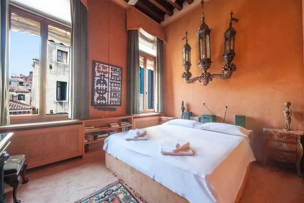 Ca' Del Mondo Novo, The Alcantara Apartment Close To San Marco And Rialto Venice 0*,  Italy