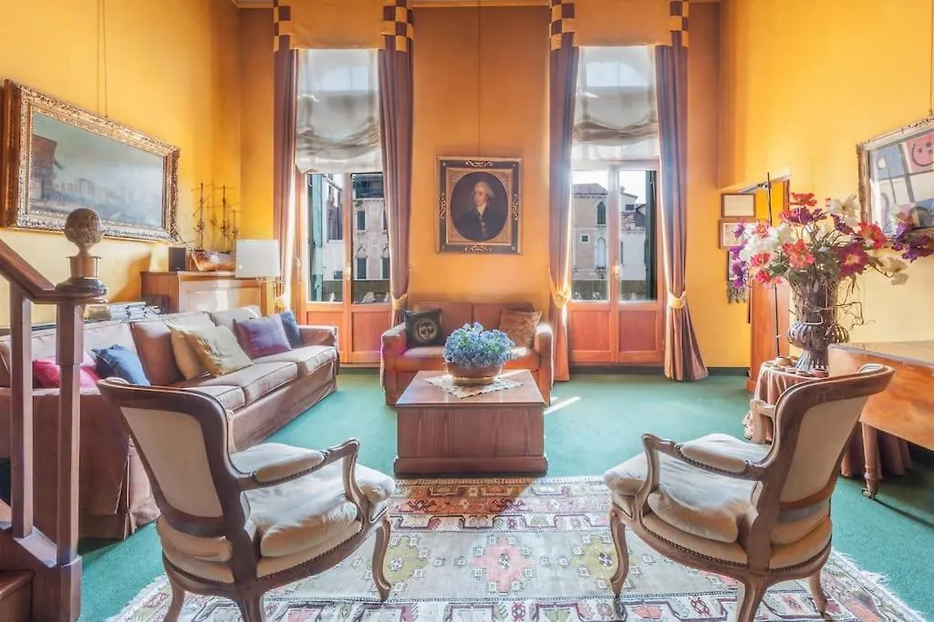 Ca' Del Mondo Novo, The Alcantara Apartment Close To San Marco And Rialto Venice
